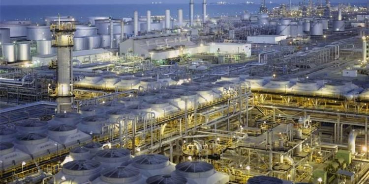 Saudi Arabia to Voluntarily Cut Oil Production by Extra 1 Million Barrels per Day: Energy Ministry