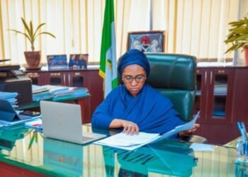 Exchange rate to remain at N360/$1 until 2023: MTEF/FSP report