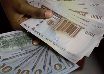 Naira tumbles further against major currencies at the parallel market