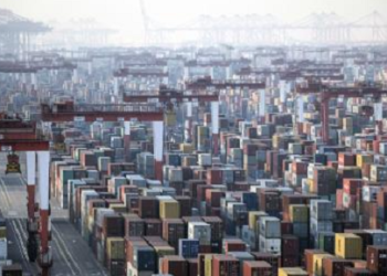 Global Economy: Growth Roars Back in China, Amid a Slowdown in Consumption