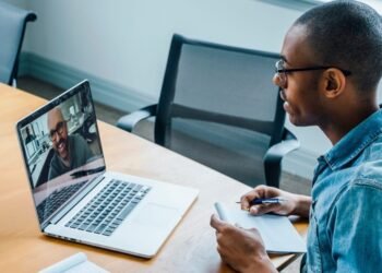 Zoom Video Communications Inc extends losing streak to day 7