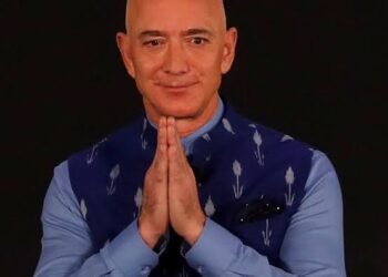 Jeff Bezos to step down as Amazon CEO