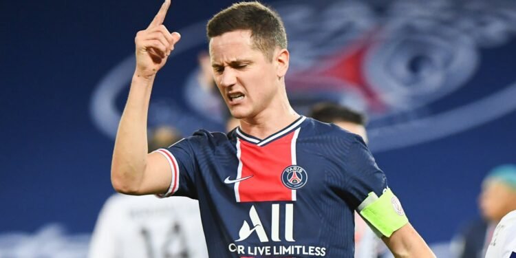 Manchester United, Barcelona, Real Madrid and others stealing what the people created – Ander Herrera