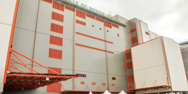Flour Mills of Nigeria Plc rakes in N771.61bn revenue, profit up 126% for 2020/2021 financial year