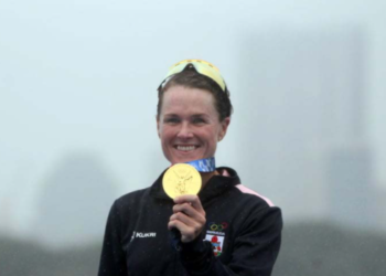 Flora Duffy wins Gold for Bermuda; 63,000 Population, 2 Athletes in Tokyo…