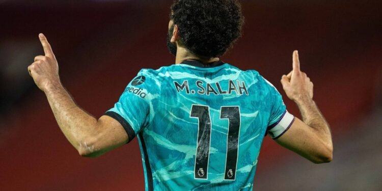 FPL GW8 Scout Selection: Scouts pick Vardy over Lukaku in a Salah Captained team