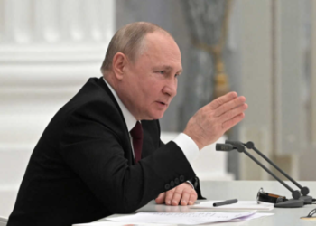 Russia recognizes two breakaway regions in Ukraine, orders forces into the regions