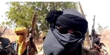 Terrorists attack presidential guards in Abuja after threat to abduct Buhari