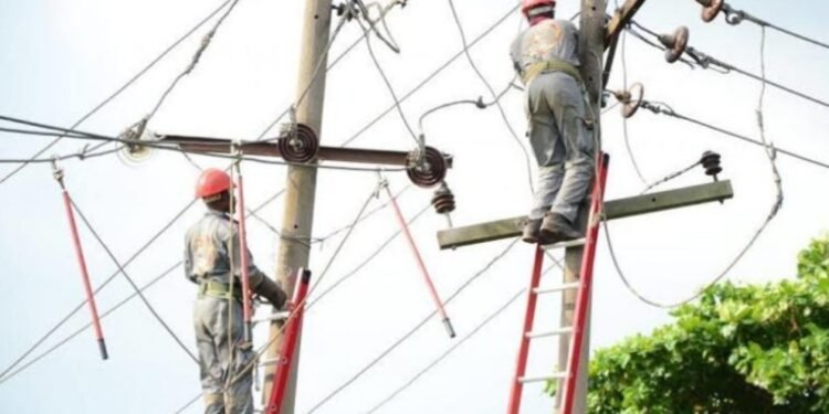 BREAKING: Electricity workers suspend strike