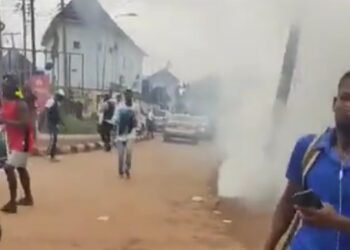 Ebonyi Obidients’ rally disrupted as police teargas, arrest Obi’s supporters