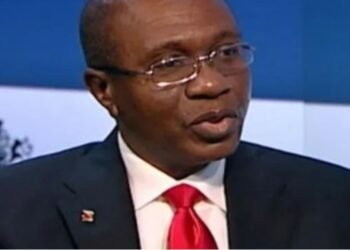 Buhari to unveil new naira notes Wednesday — no longer Dec 15