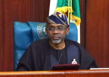 Naira Redesign: Gbajabiamila threatens to issue arrest warrant on Emefiele, bank Chiefs