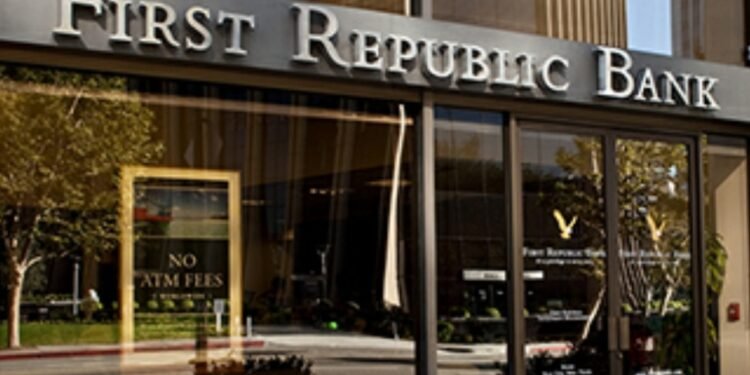 JUST IN: First Republic gets $30 billion rescue from biggest US banks