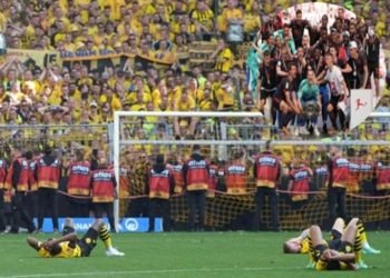 Borussia Dortmund’s final day failure allows Bayern Munich win 11th straight title