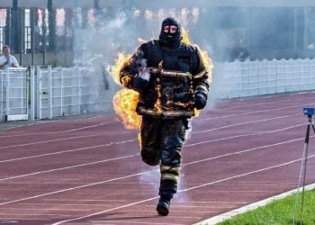 VIDEO: Man breaks World Record for longest distance run while on fire without Oxygen
