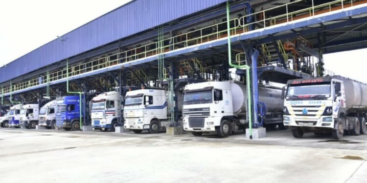 JUST IN: NNPC begins lifting petrol at Dangote Refinery