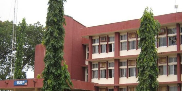 How to register for Nnamdi Azikiwe University’s 2025/2026 Post-UTME and Direct Entry Screening