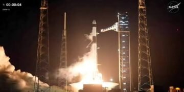 SpaceX launches Dragon cargo mission to ISS